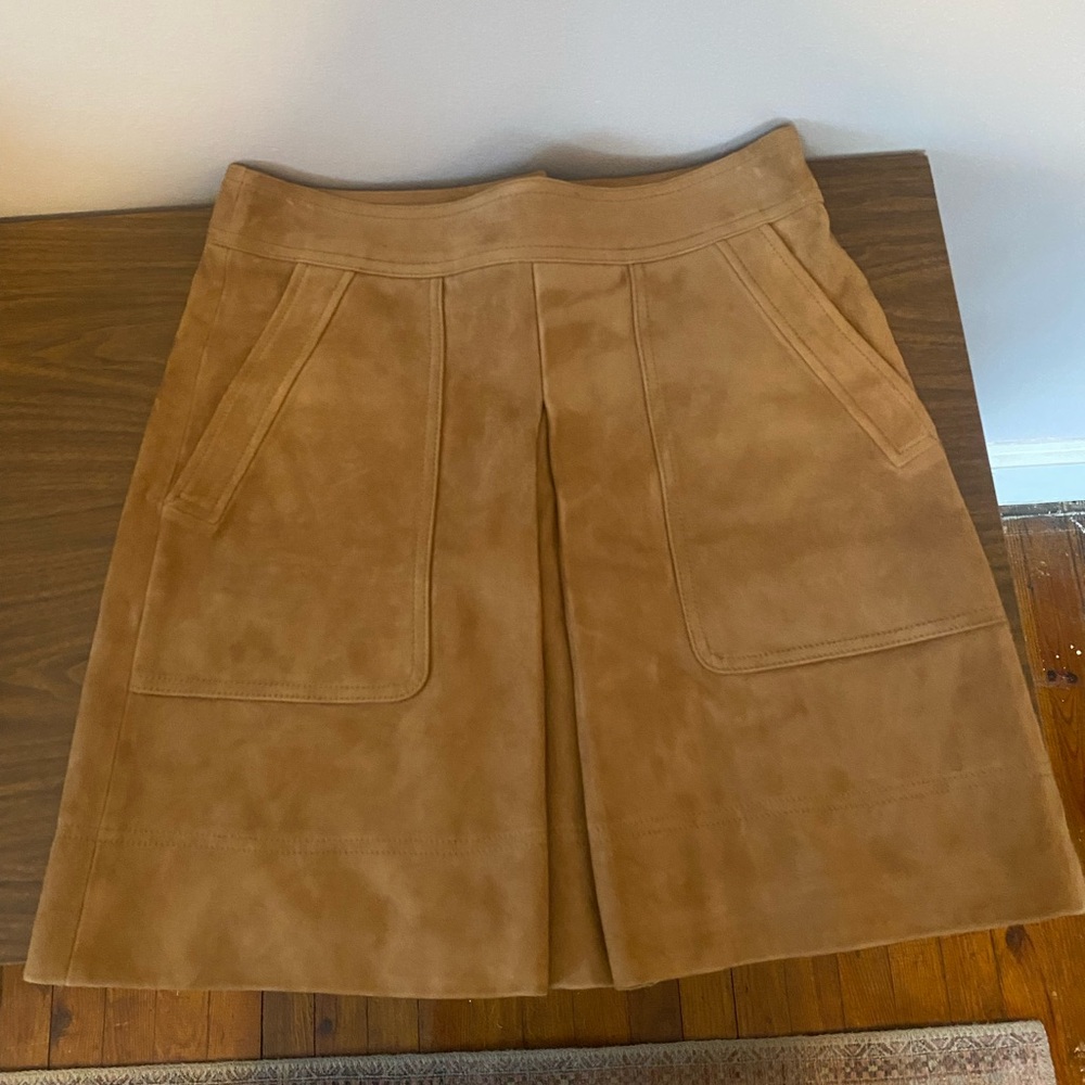 Vince goat leather skirt with pockets!
